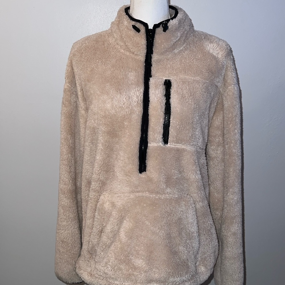 VS PINK Sherpa
